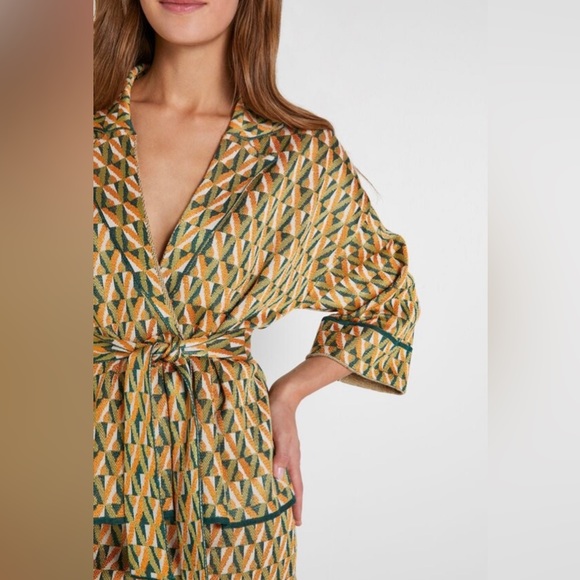 Knitted kimono look blazer with belt including matching skirt. - Picture 4 of 5